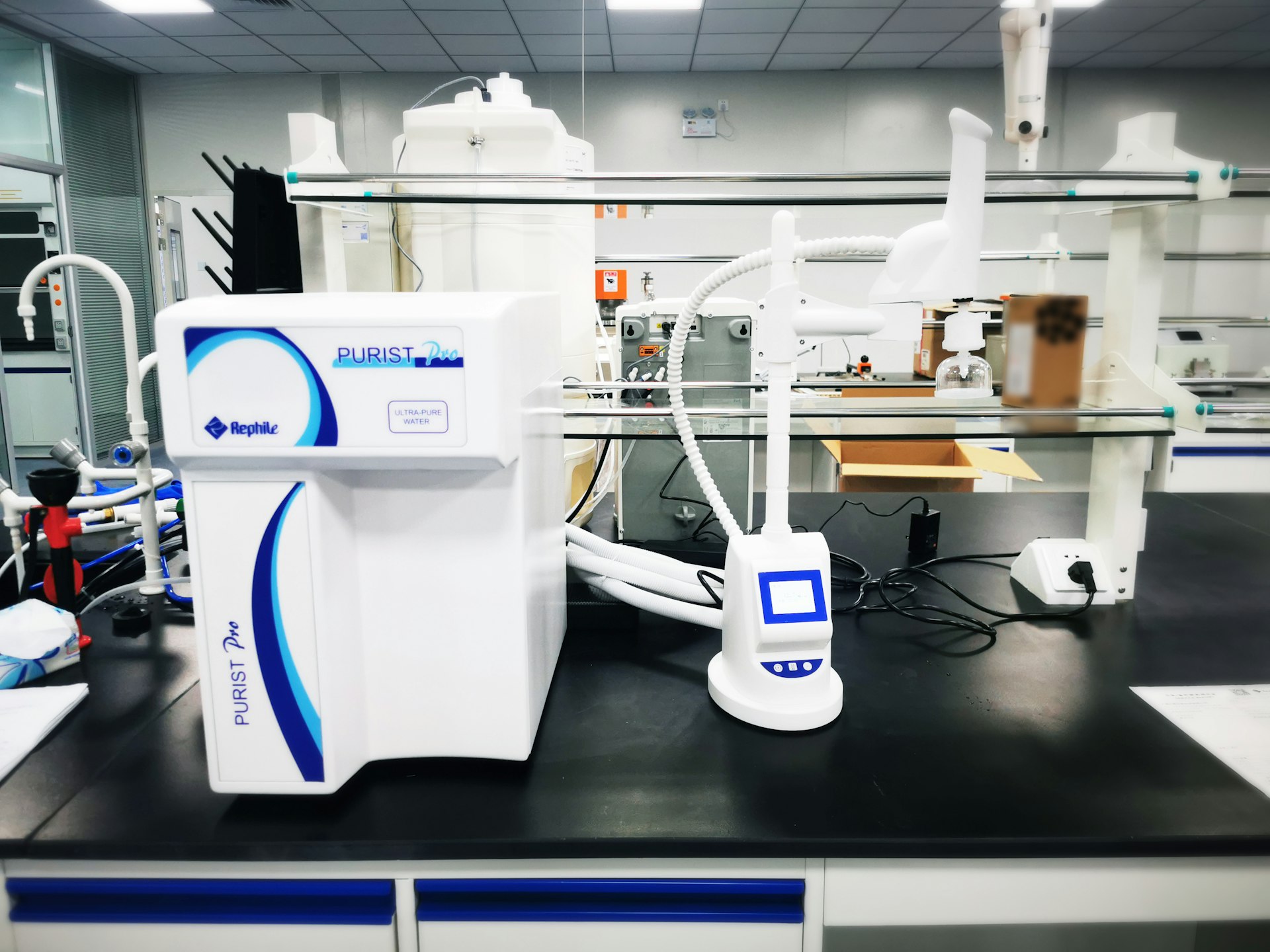 Laboratory quality control equipment